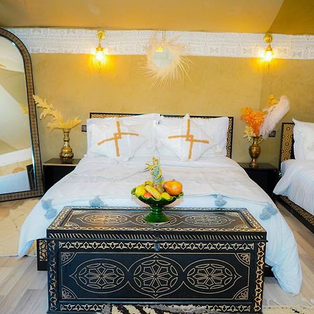 Young Luxury Camp Мерзуга Экстерьер фото