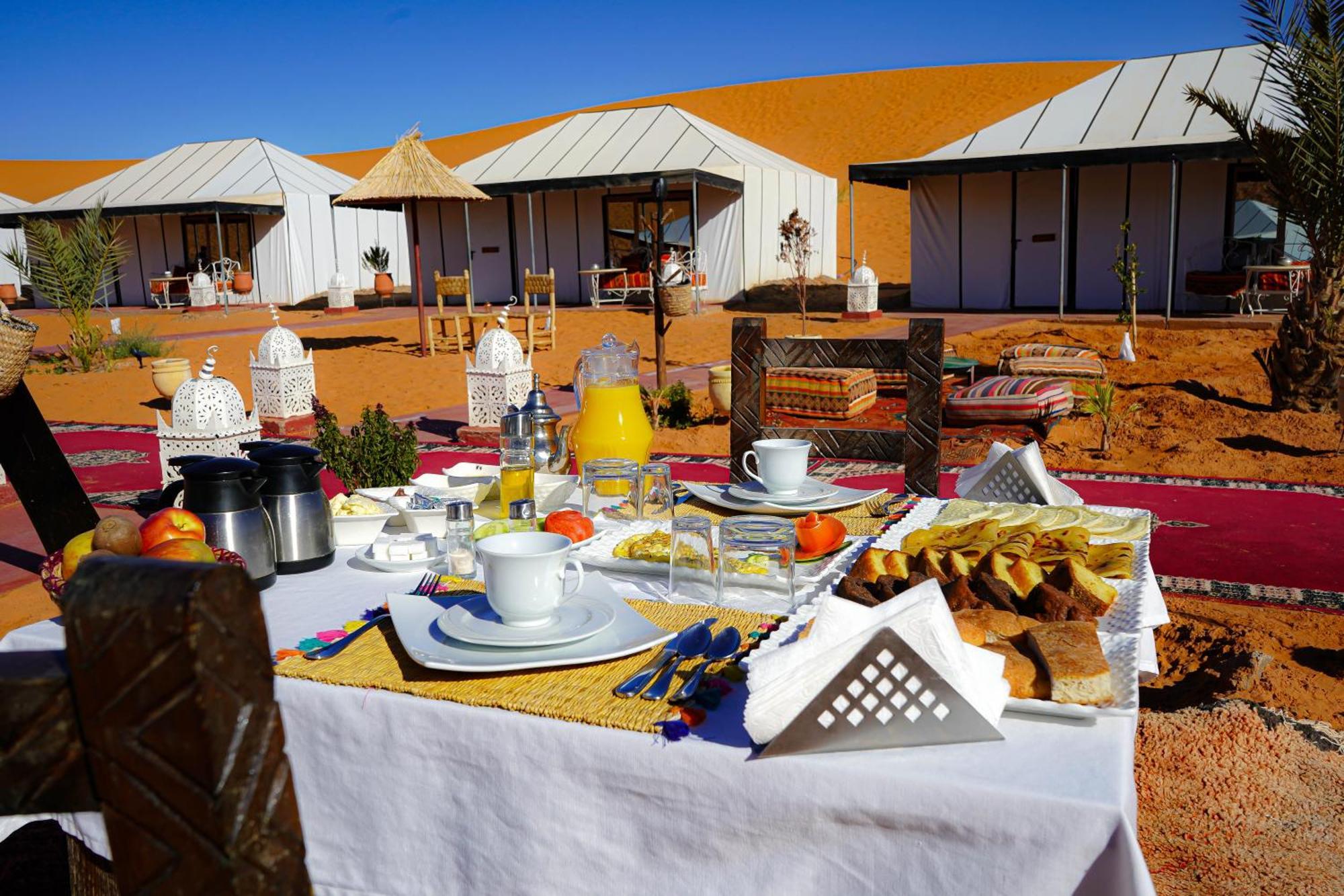 Young Luxury Camp Мерзуга Экстерьер фото