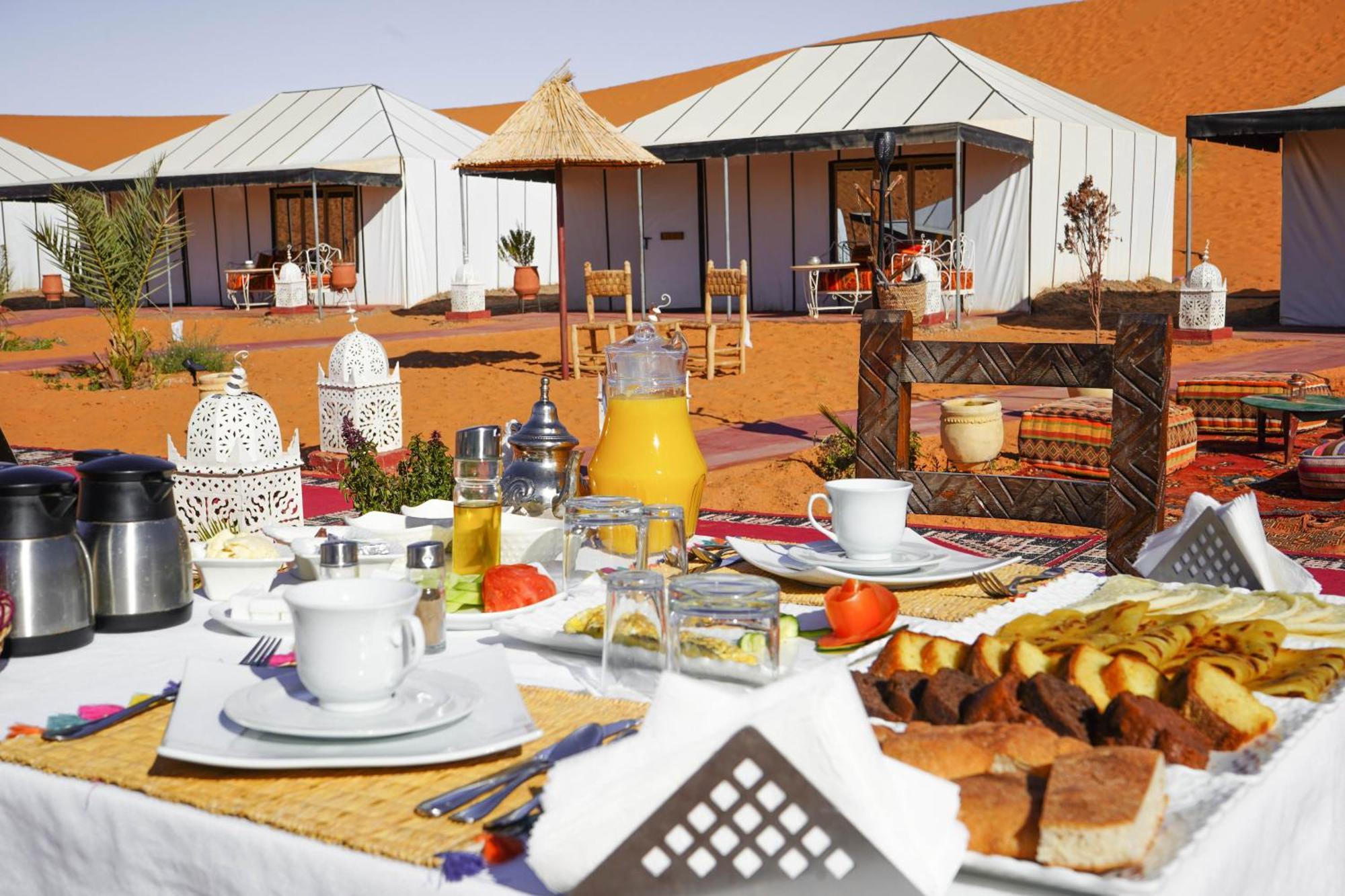 Young Luxury Camp Мерзуга Экстерьер фото